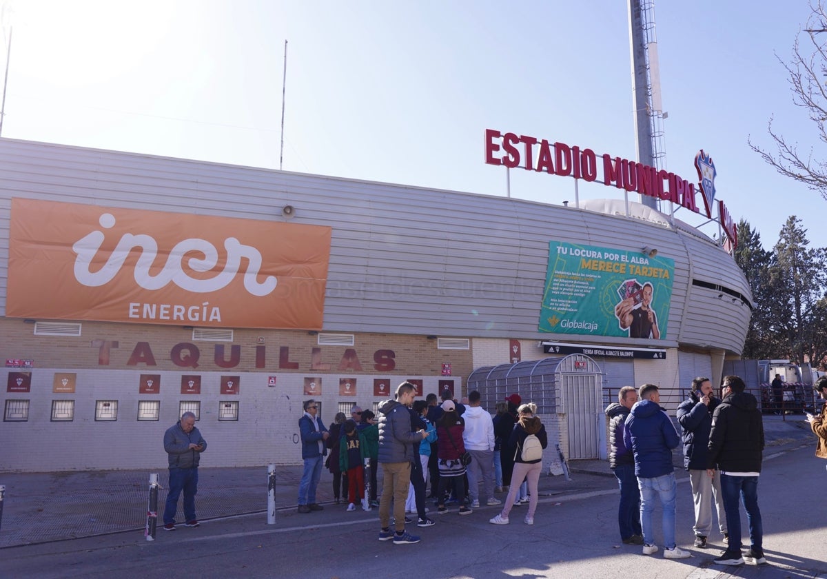 Taquillas del Carlos Belmonte, desde donde el Cádiz CF saldrá con un boleto para un nuevo viaje.