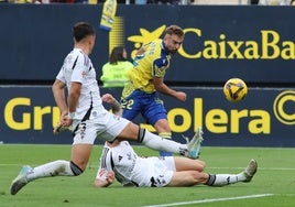 Alineaciones oficiales del Albacete - Cádiz de La Liga Hypermotion 2024-2025 hoy: onces y banquillo de suplentes