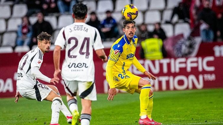 El Cádiz CF vuelve a las andadas (3-0)