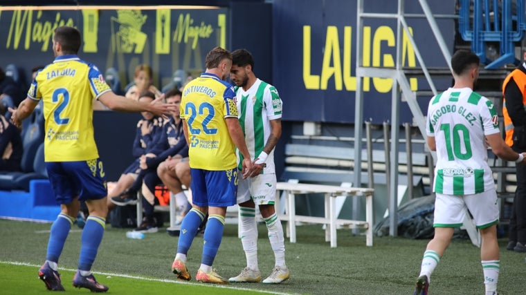 Zaldua esta temporada durante el Cádiz - Córdoba.