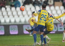 Clasificación: el Cádiz CF deja el pozo a siete puntos más uno de añadido