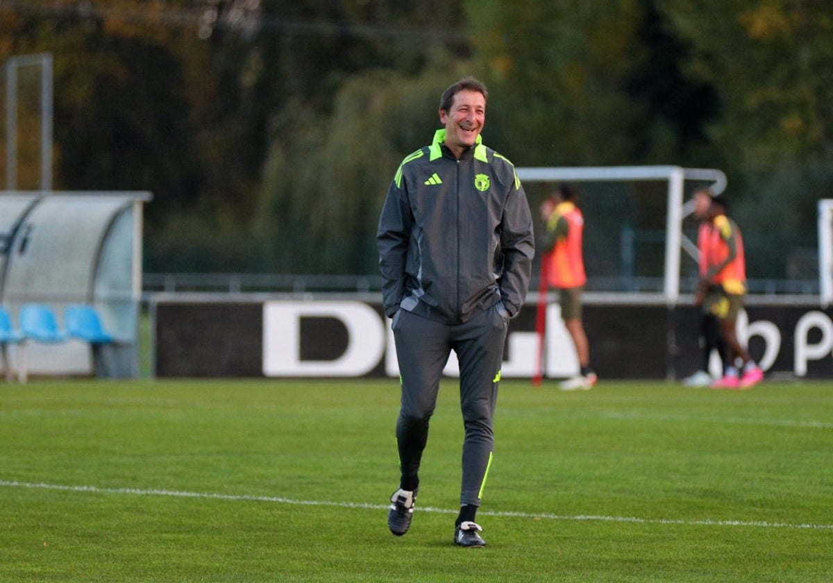 Luis Miguel Ramis, entrenador del Burgos.