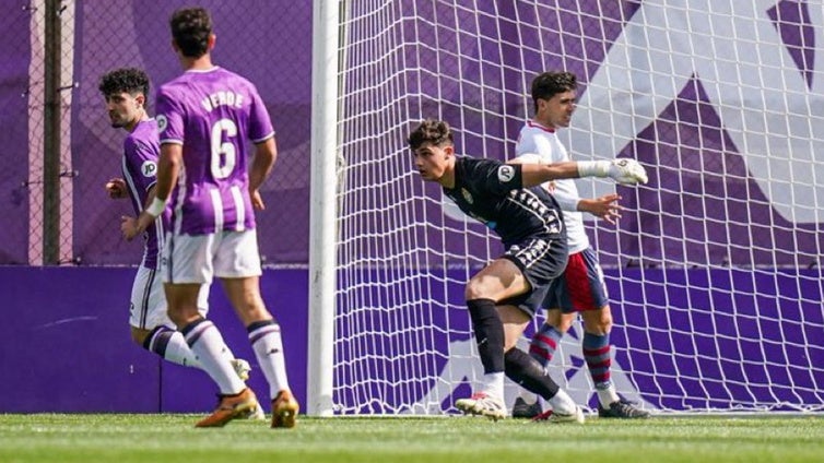 Fer Pérez, un joven guardameta para la portería del Cádiz CF