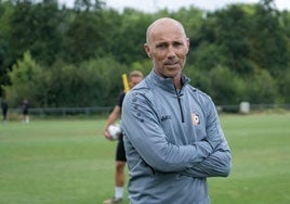 «Hay buenos entrenadores en Cádiz y con experiencia; yo también sé hablar de bloque bajo pero hay que ganar partidos»