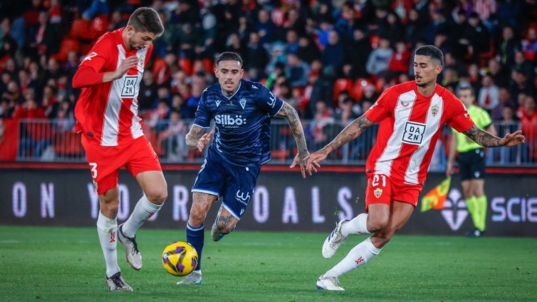 Dónde ver Cádiz - Almería: canal de TV y streaming online del partido de LaLiga Hypermotion
