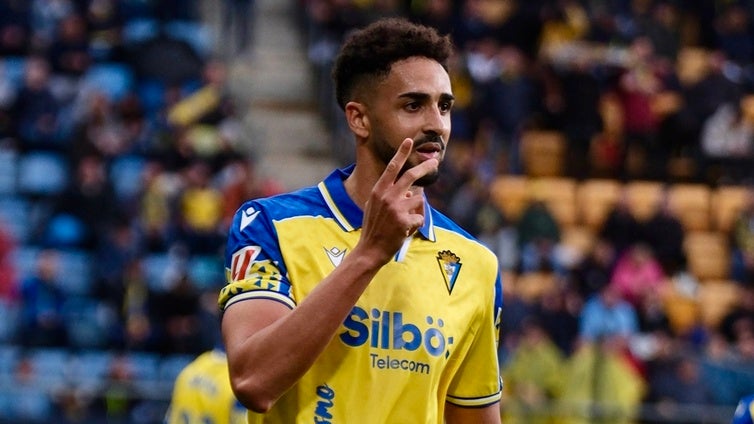 Vizcaíno: «Rechazamos una oferta importante del Celta por Chris Ramos el último día del mercado»
