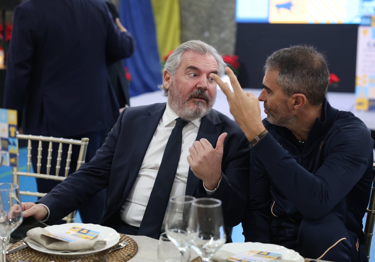 Manuel Vizcaíno ya tiene dos fichajes más para Gaizka Garitano.