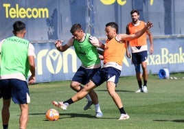 Dos fichajes con tres recados
