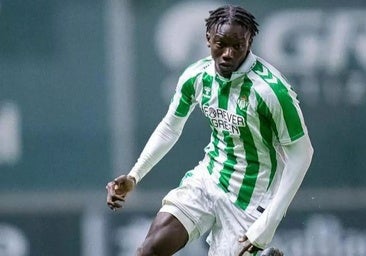 El Cádiz CF, bien posicionado en la pelea por Souleymane Faye