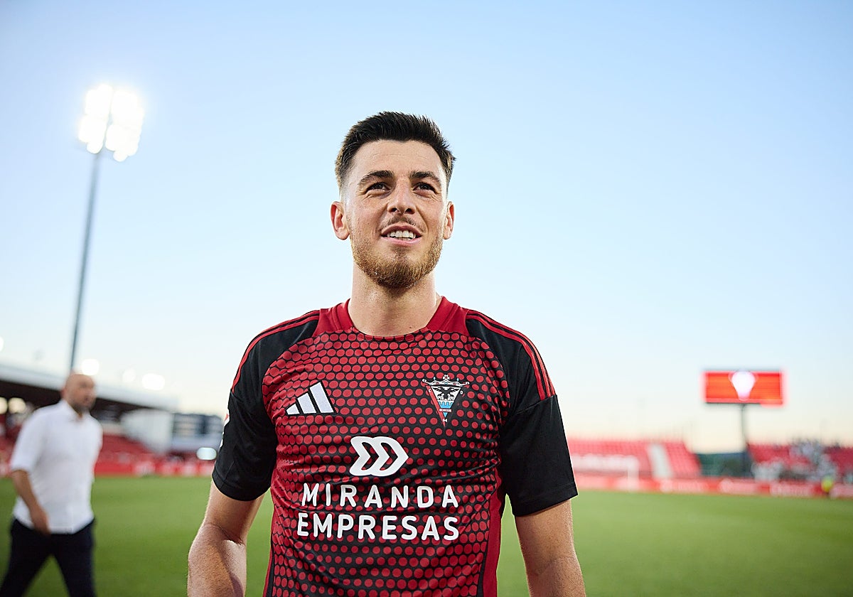 Alberto Reina finaliza contrato en Anduva el 30 de junio