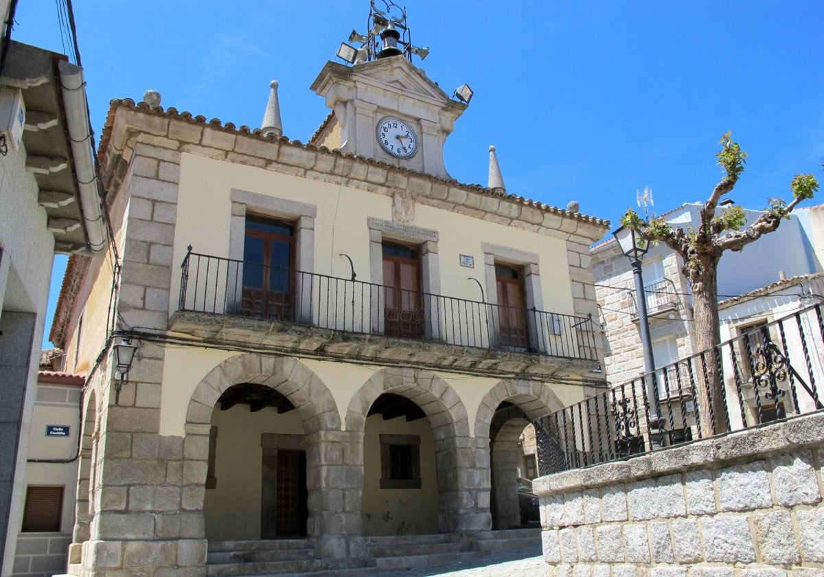 Ayuntamiento de San Juan de la Nava.