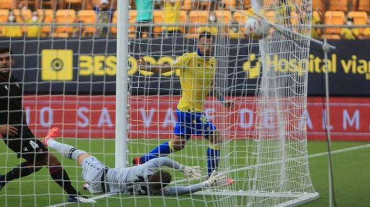 Álvaro Negredo fue delantero del Cádiz CF.