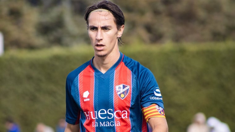 El centrocampista David García durante su paso por el filial del Huesca.