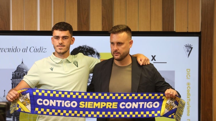 Así ve Cala a Joaquín González: «Jugadores así siempre los quiero en la plantilla»
