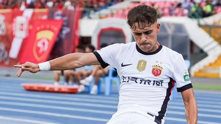Melendo debuta con victoria en la SúperLiga China