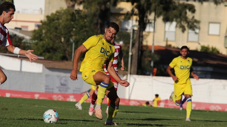 Álvaro García Pascual, nuevo delantero del Cádiz CF.