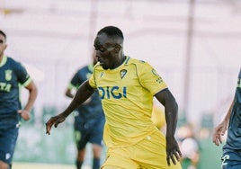 Así fue el debut de Yussi Diarra con el Cádiz CF