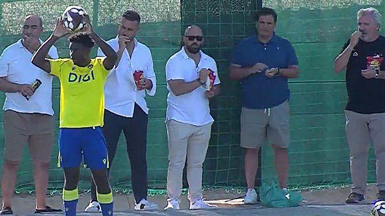 La comentada imagen de Estepona.