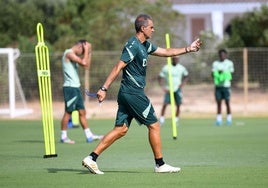 Cádiz CF: ¿Cuántos fichajes faltan? ¿Qué posiciones? Garitano responde