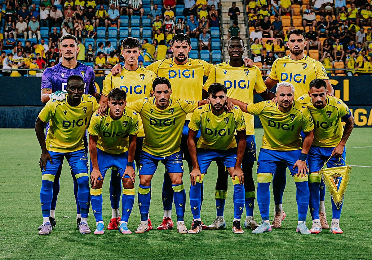 Gaizka Garitano repite el mismo once que el alineado en el Trofeo Carranza