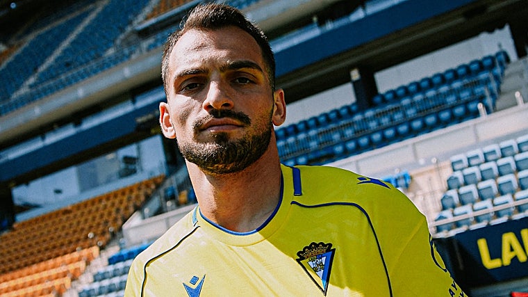 Iuri Tatabadze, nuevo jugador del Cádiz CF.
