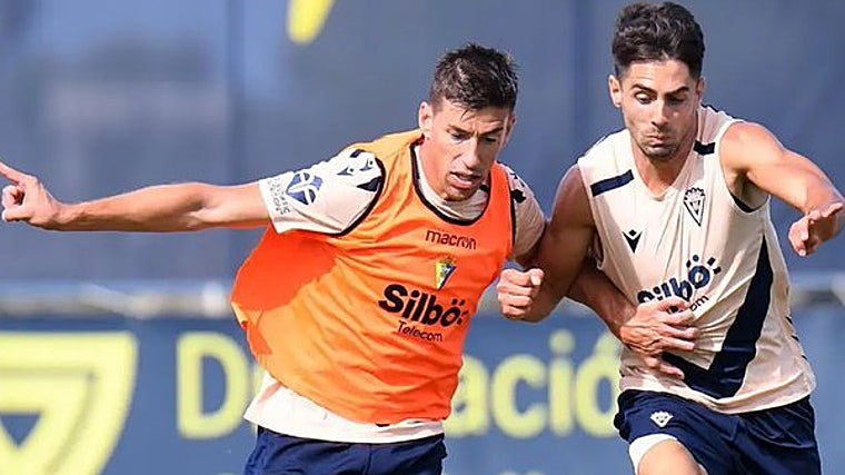 Rubén Alcaraz y Sobrino dicen adiós al Cádiz CF.