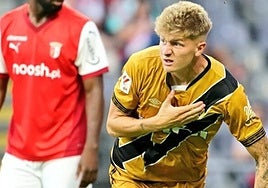 Pelayo Fernández es el elegido para completar el centro de la zaga del Cádiz CF