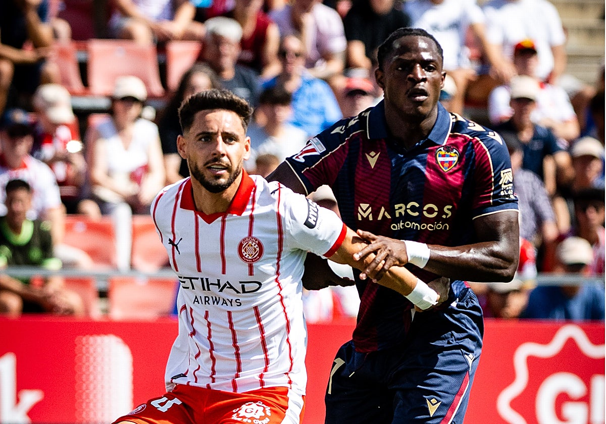 Etta Eyong hizo el primer tanto del Levante en la victoria a domicilio sobre el Girona