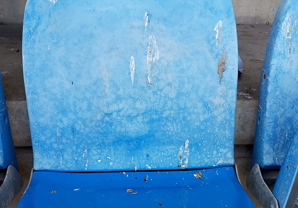 Aspecto de uno de los muchos asientos del estadio gaditano.