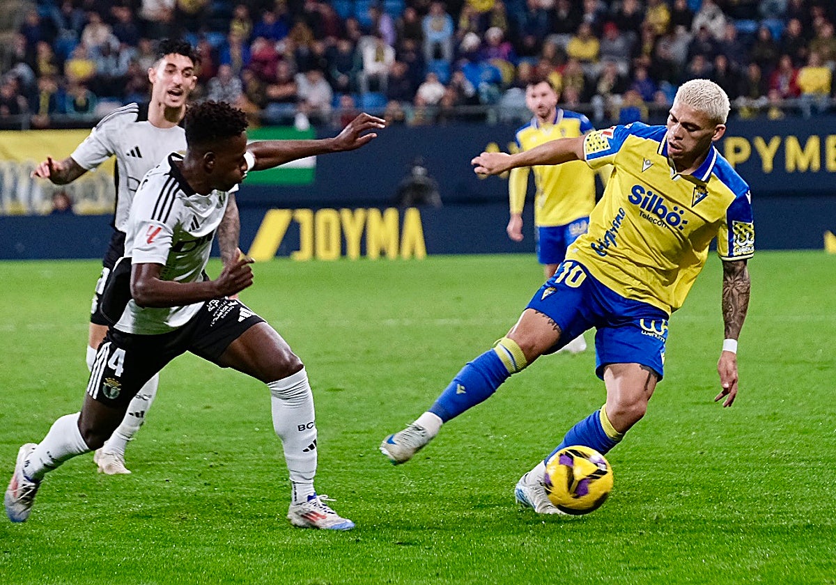 Cádiz y Burgos empataron a un gol la temporada pasada en Carranza.