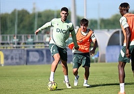 Joaquín, la última pieza en una sala de máquinas averiada