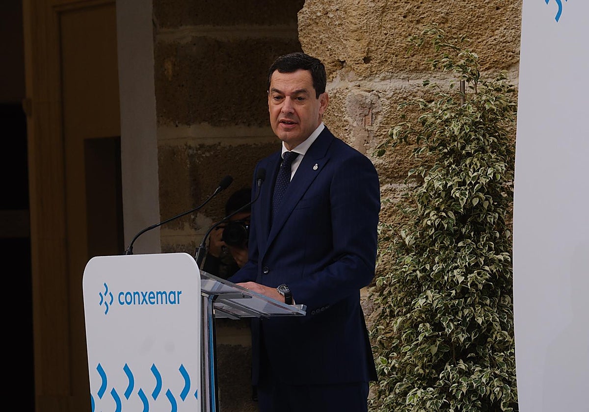 Juanma Moreno ha estado este miércoles en la Casa de Iberoamérica, antigua Cárcel Real.