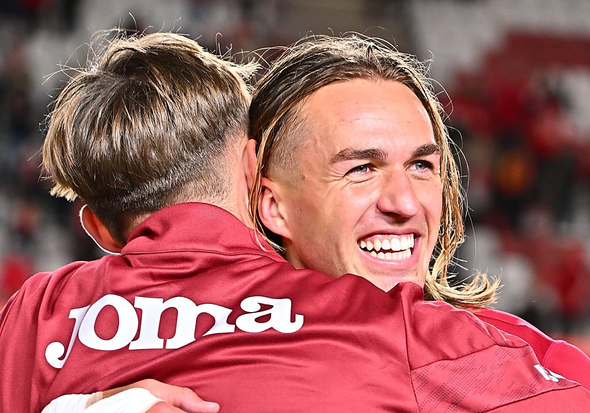 Pedro Benito celebró justamente el pase de Copa ante un pésimo Cádiz.