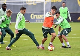 Iza no viajó a Murcia y llegará a este domingo.