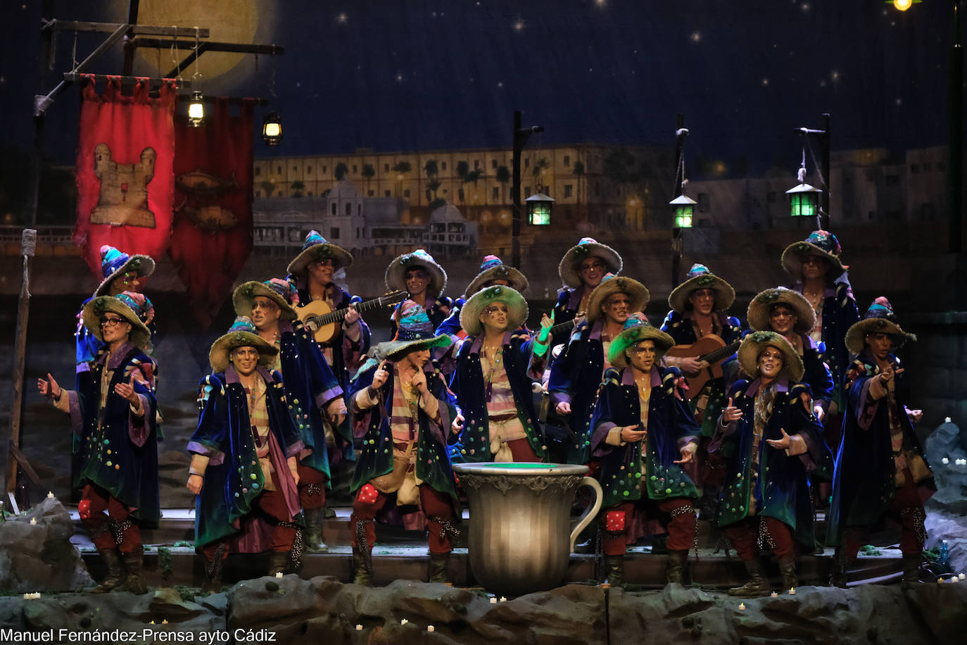 Fotos: Comparsa &#039;El embrujo de Cádiz&#039;
