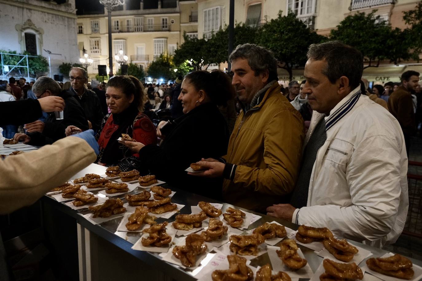 Fotos: Así ha sido la Pestiñada en Cádiz