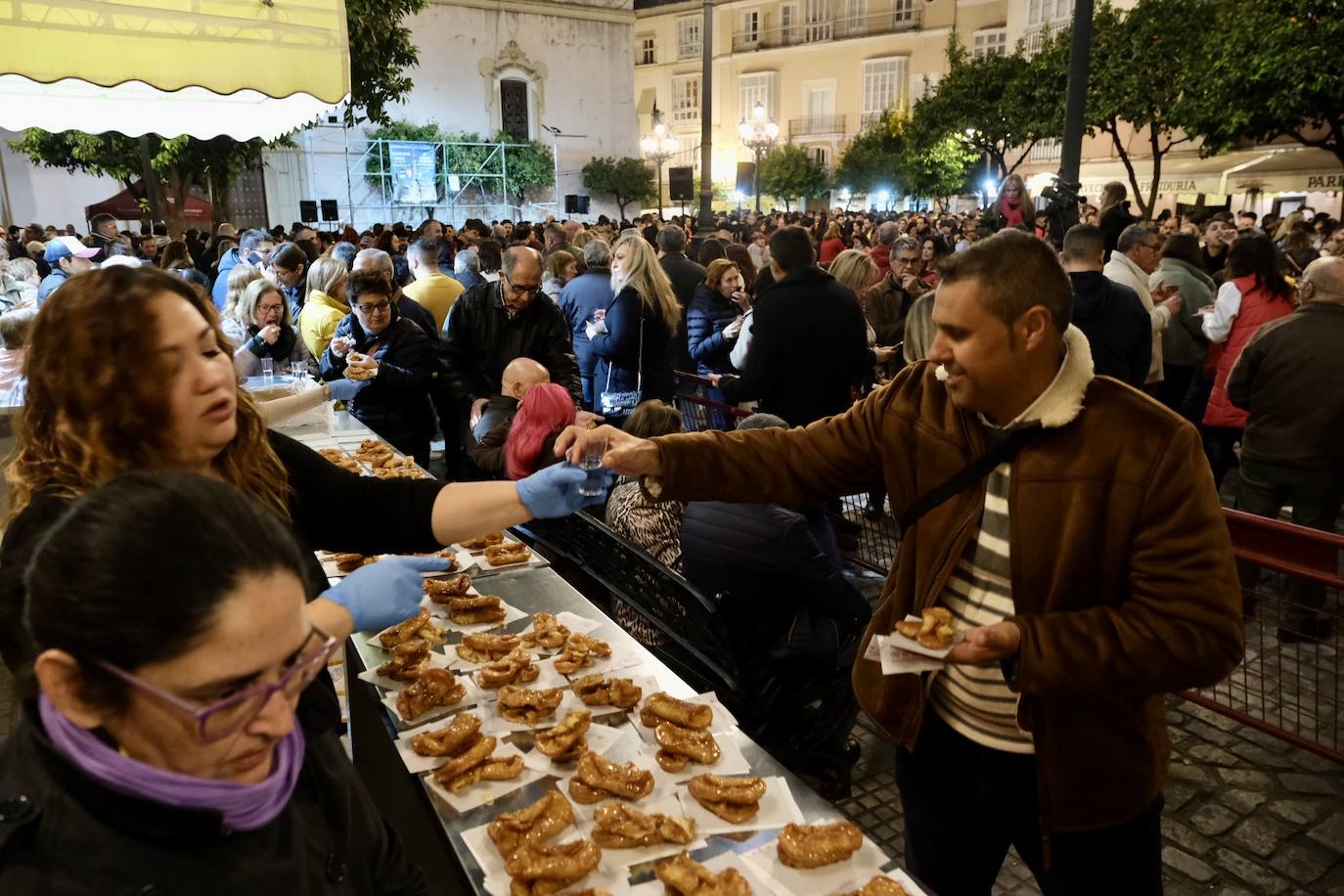 Fotos: Así ha sido la Pestiñada en Cádiz