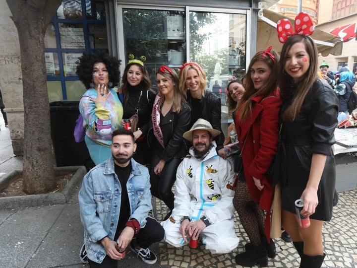 Fotos: Y Cádiz ya vive el Carnaval en la calle