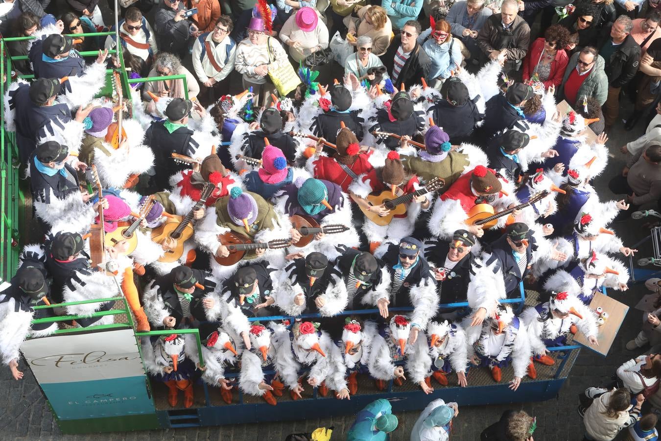 Fotos: el domingo de coros en imágenes; Cádiz sigue de Carnaval