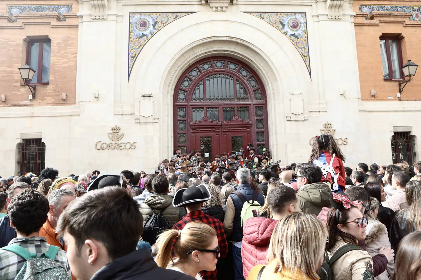 Fotos: el domingo de coros en imágenes; Cádiz sigue de Carnaval