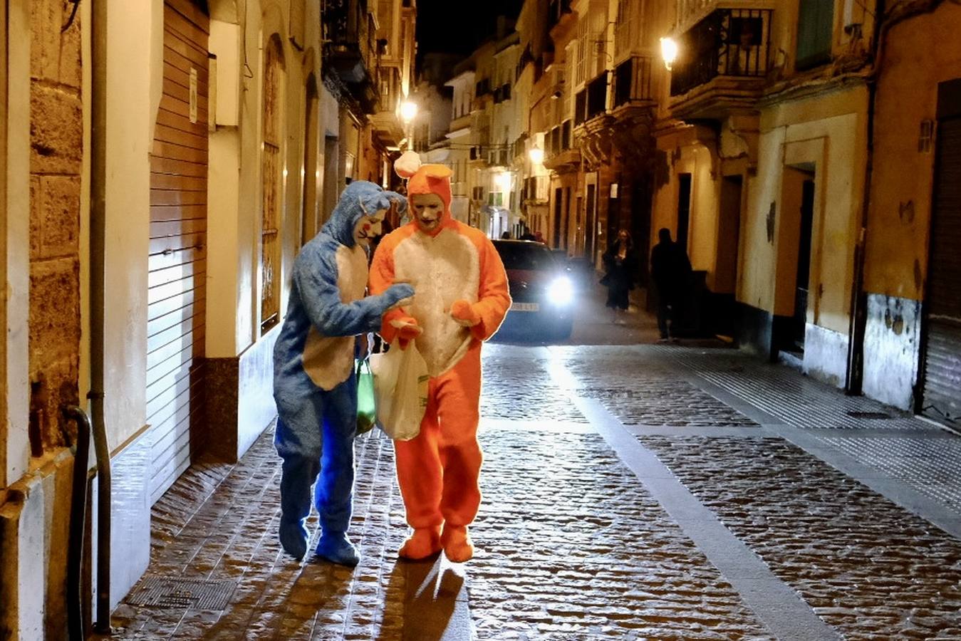 Las imágenes del Miércoles de Carnaval en Cádiz