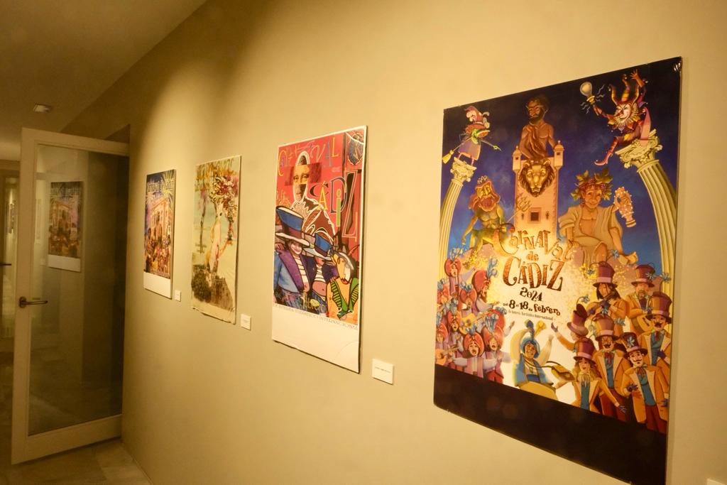 Fotos: La exposición con los carteles del Carnaval de Cádiz 2024 queda inaugurada