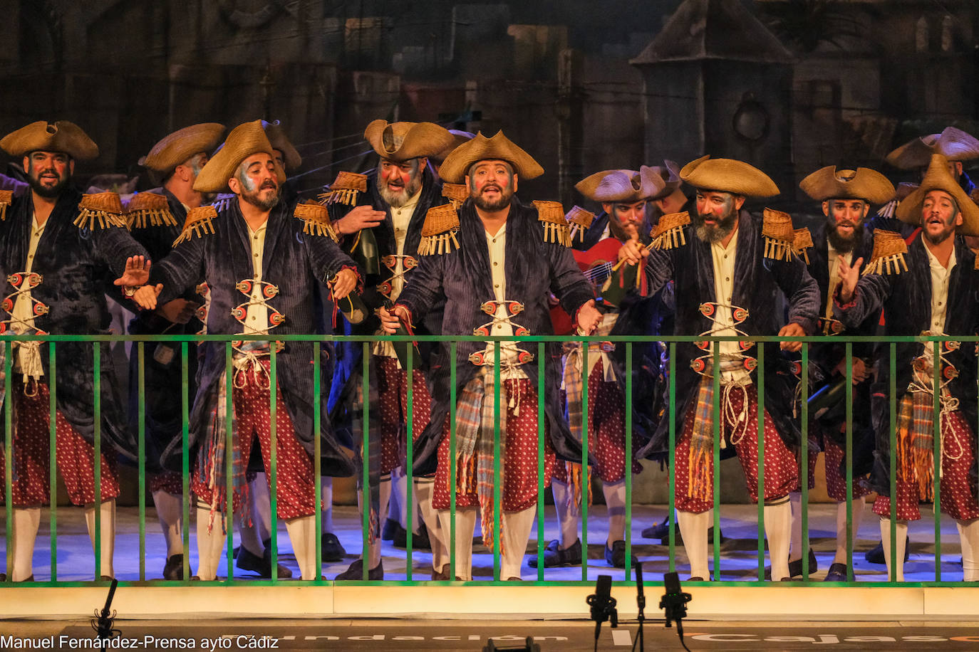 FOTOS: Comparsa &#039;El último gaditano en el COAC 2024, Carnaval de Cádiz