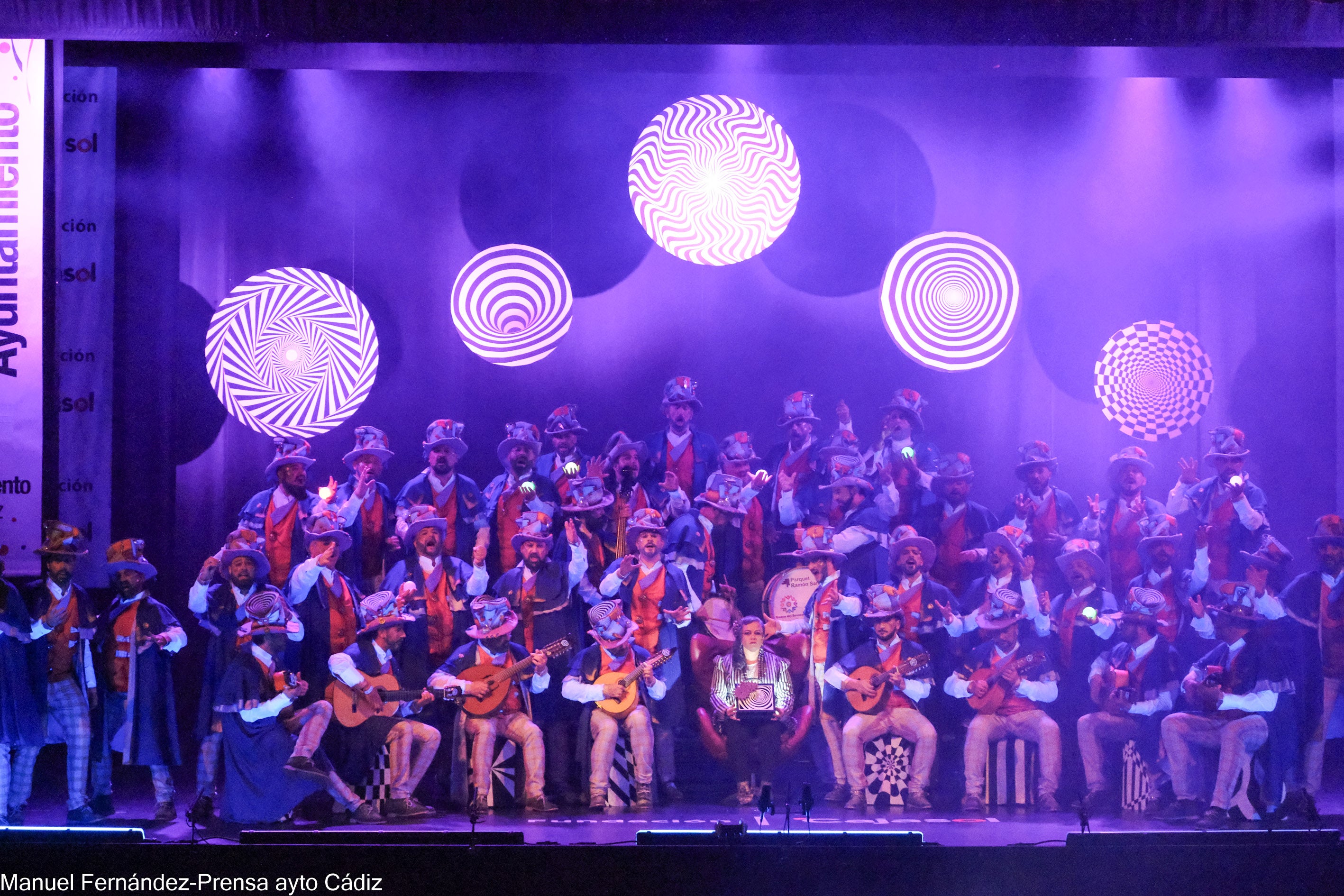 Fotos: El coro &#039;Despierta&#039; abre la sétima sesión de preliminares del COAC 2024