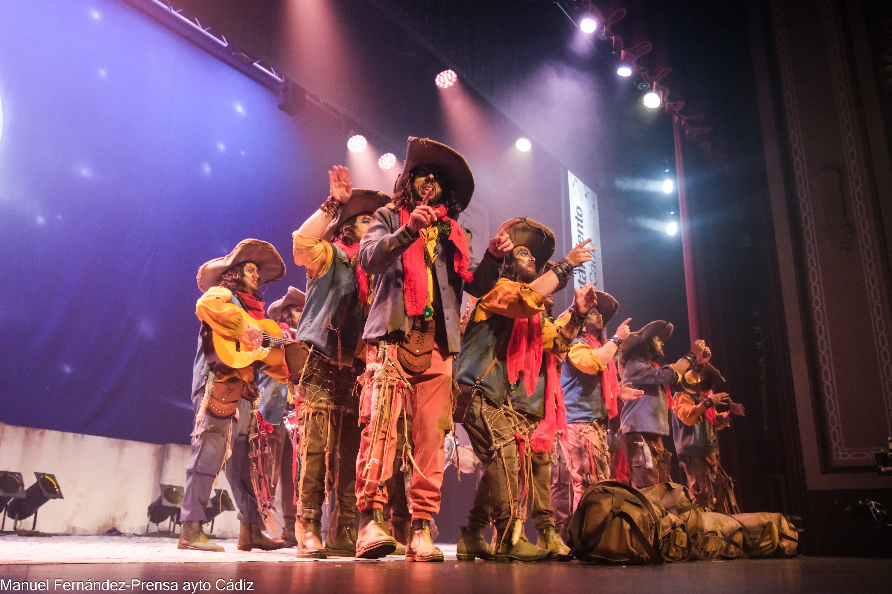 Fotos: &#039;Los amuletos&#039; reivindican en el Gran Teatro Falla