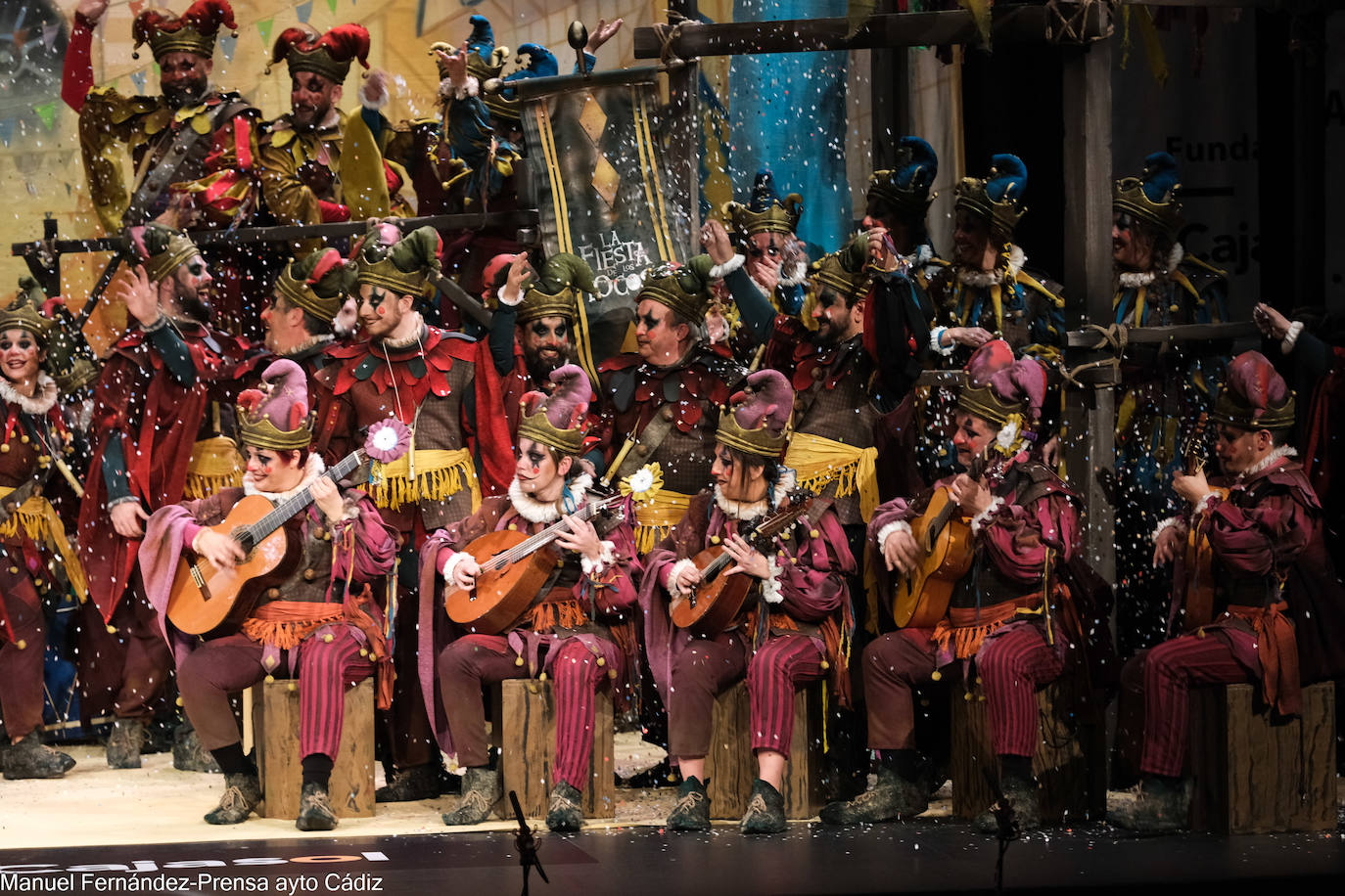 Fotos: Coro &#039;La fiesta de los locos&#039; en el COAC 2024, Carnaval de Cádiz