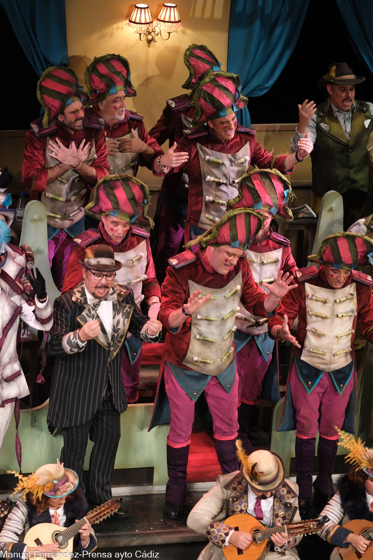 Fotos: El coro &#039;Asesinato en el Cádiz Express&#039; en el COAC 2024