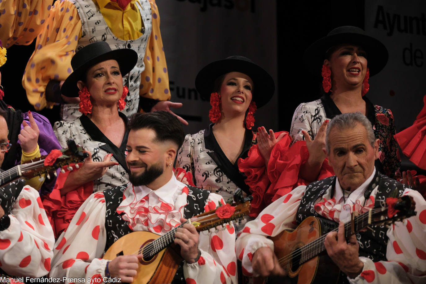 Fotos: Coro &#039;El baúl de la Piquer&#039; en el COAC 2024