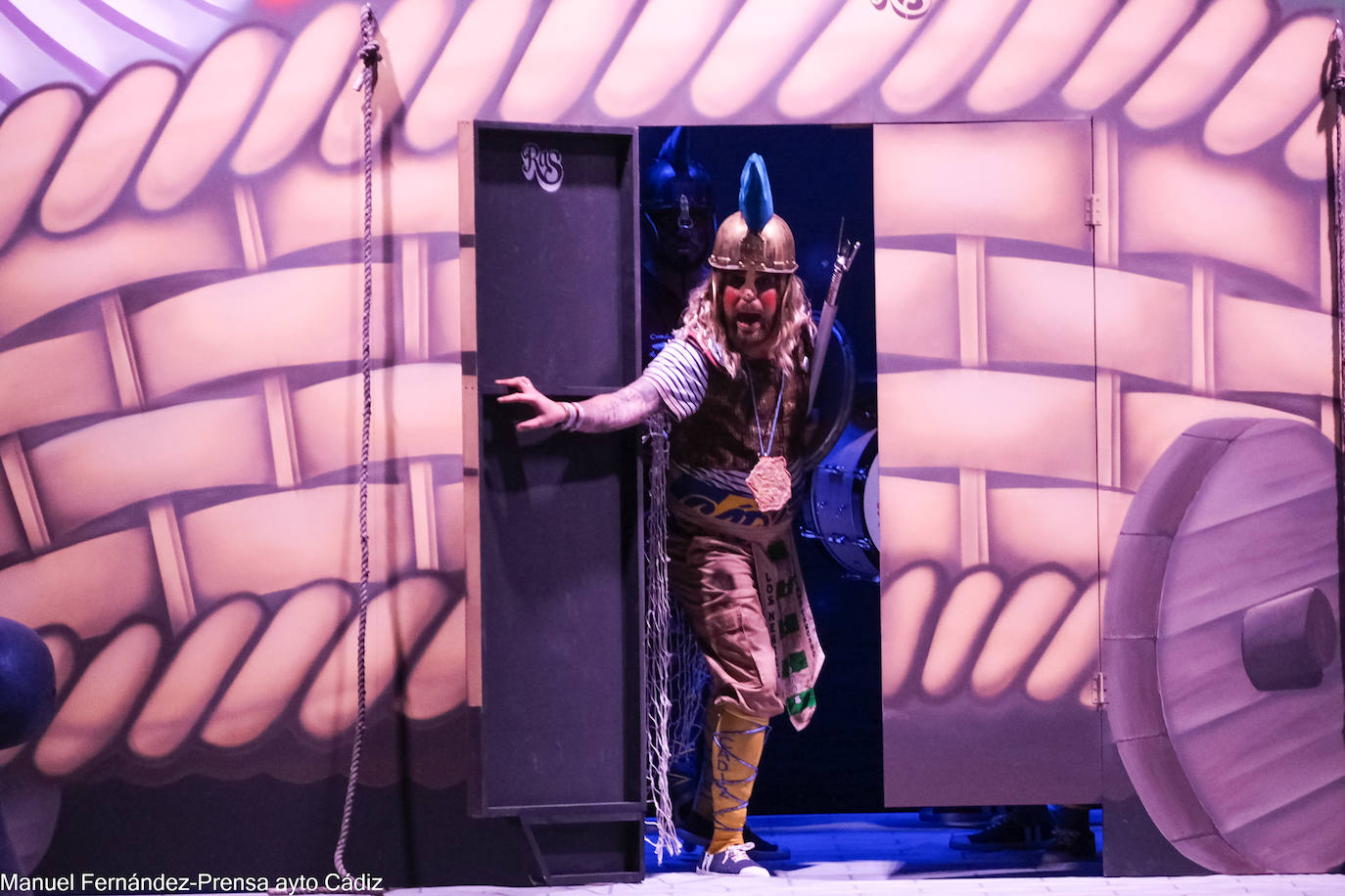 Fotos: &#039;Los que salieron perdiendo&#039; conquistan en preliminares