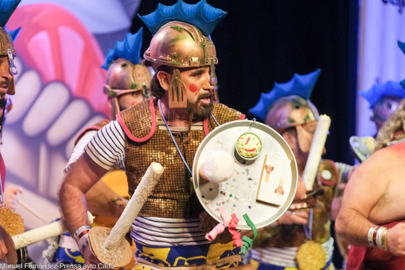 Fotos: &#039;Los que salieron perdiendo&#039; conquistan en preliminares